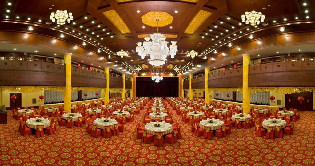 Regent Hotel Dali  Bagian luar foto