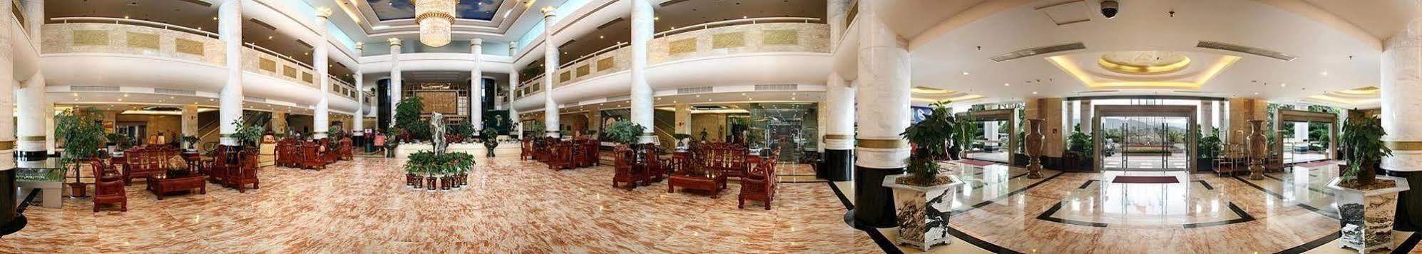 Regent Hotel Dali  Bagian luar foto