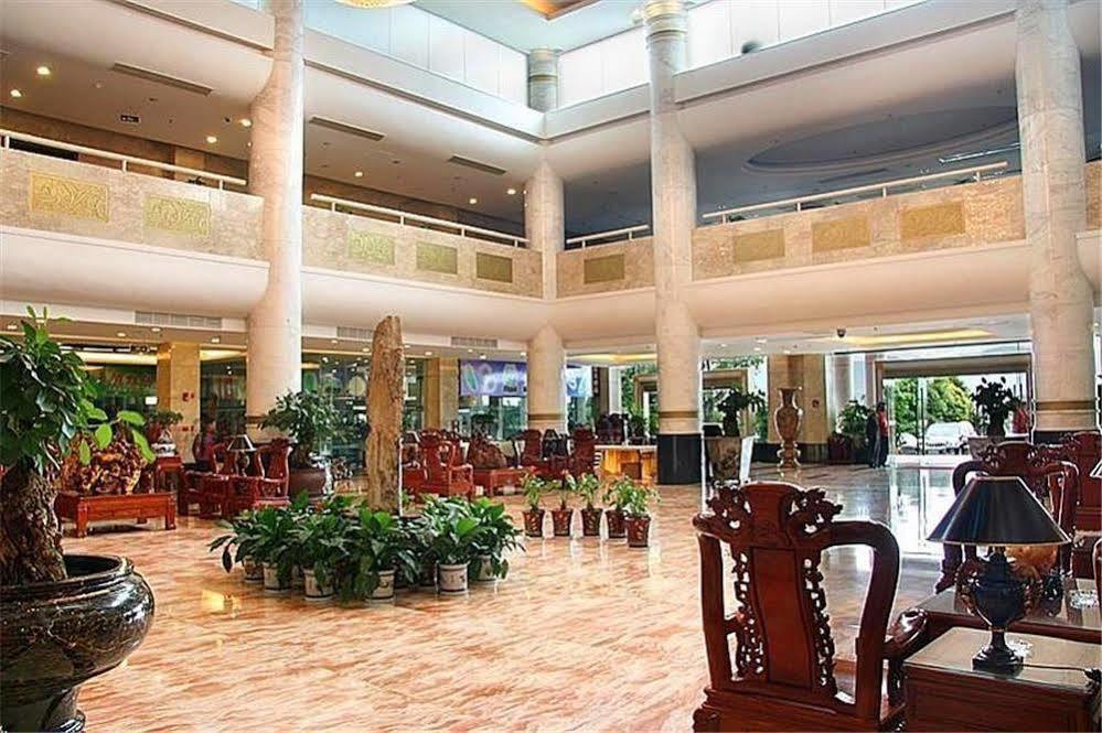 Regent Hotel Dali  Bagian luar foto
