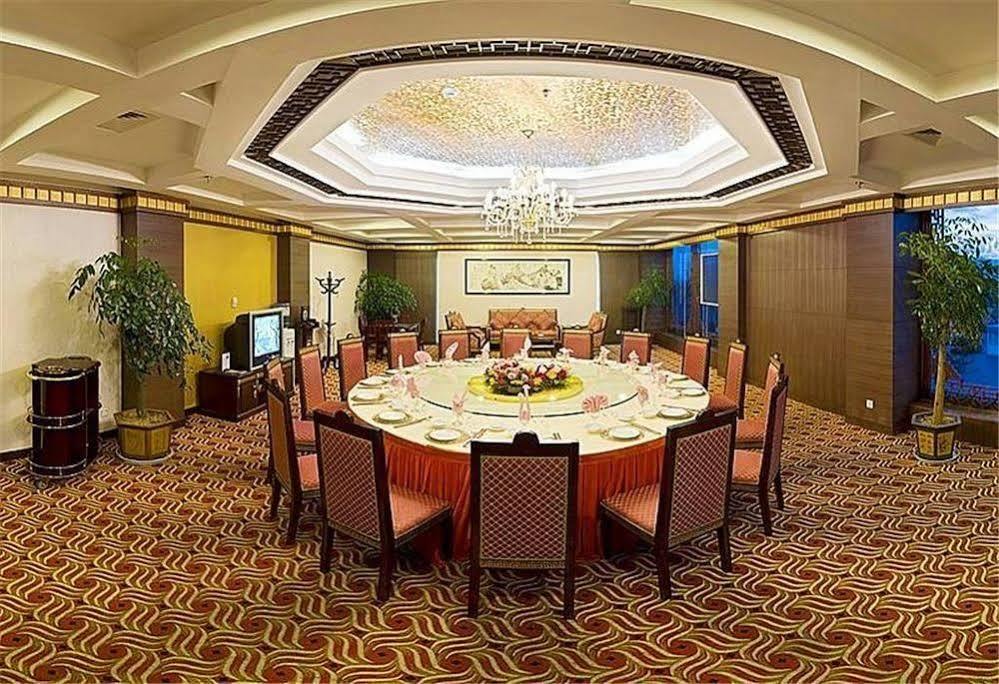 Regent Hotel Dali  Bagian luar foto