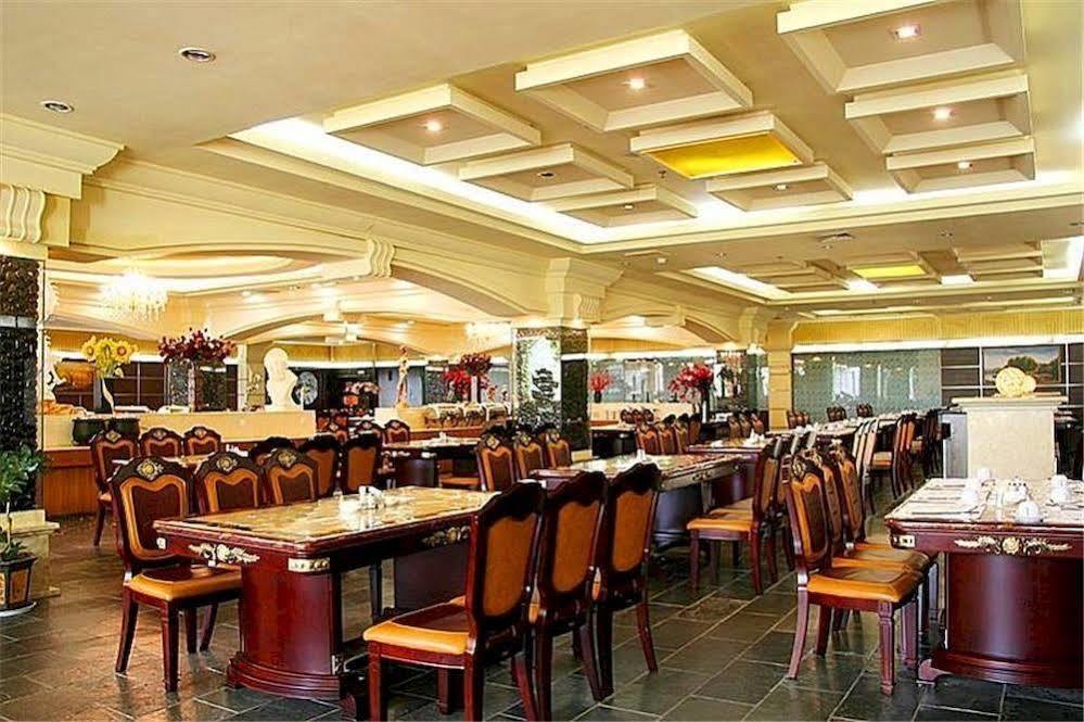 Regent Hotel Dali  Bagian luar foto