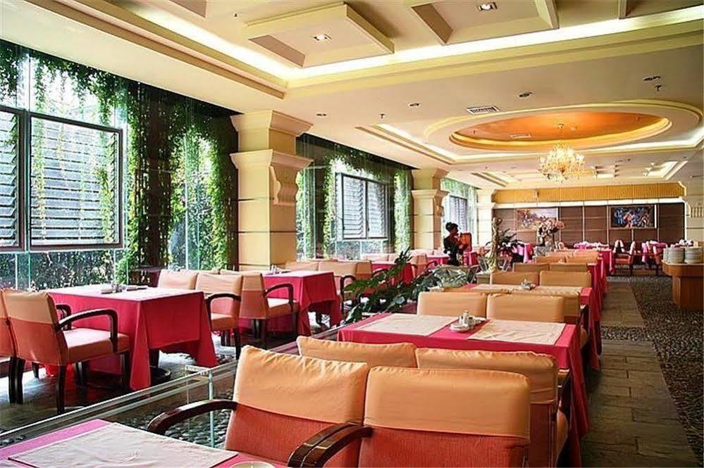 Regent Hotel Dali  Bagian luar foto