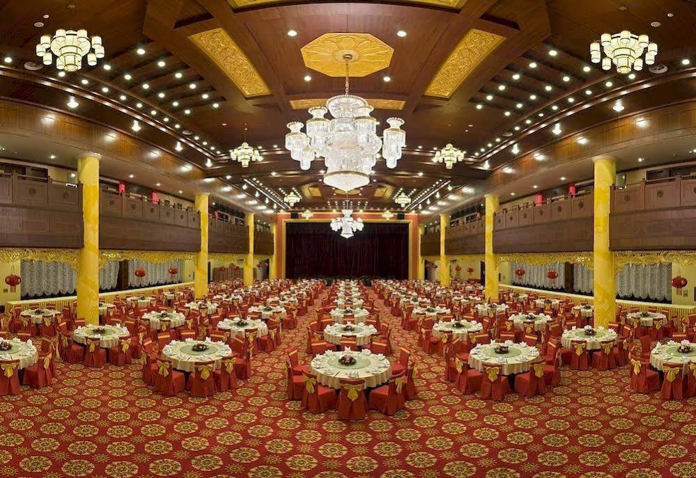 Regent Hotel Dali  Bagian luar foto